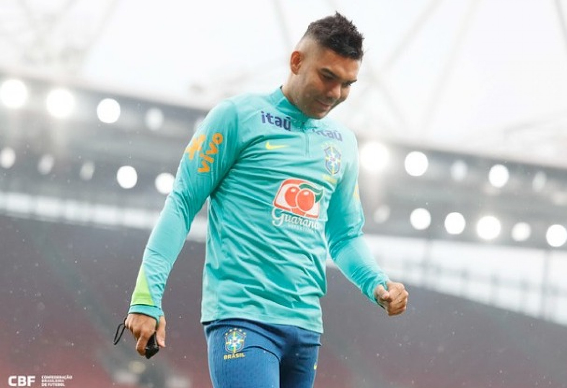 Casemiro crê em Copa 'mais difícil' da carreira e descarta volta ao Brasil