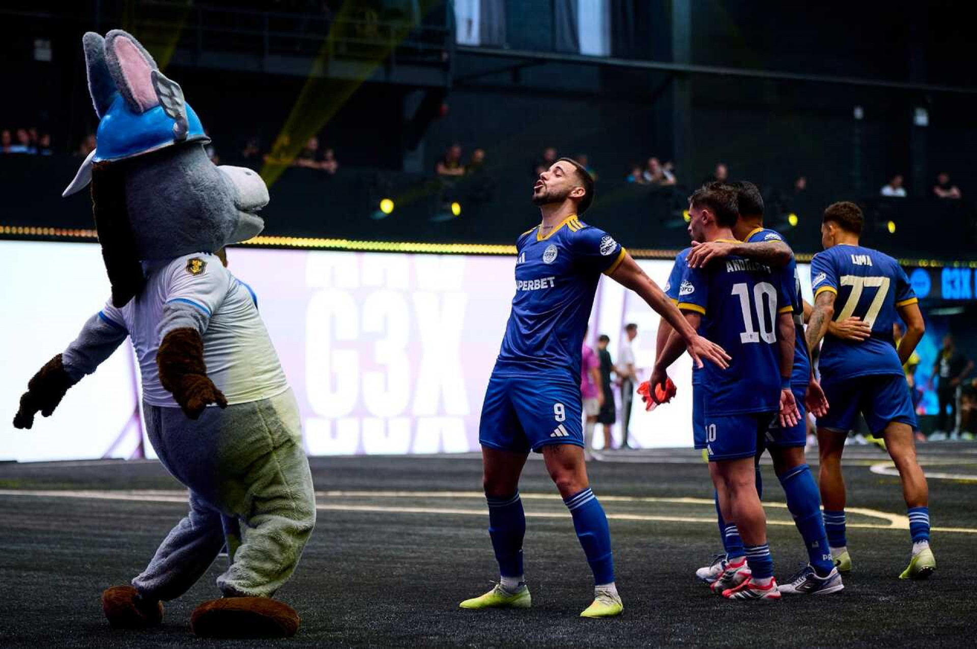 Kelvin faz seis gols e G3X atropela o Dibrados na Kings League Brasil