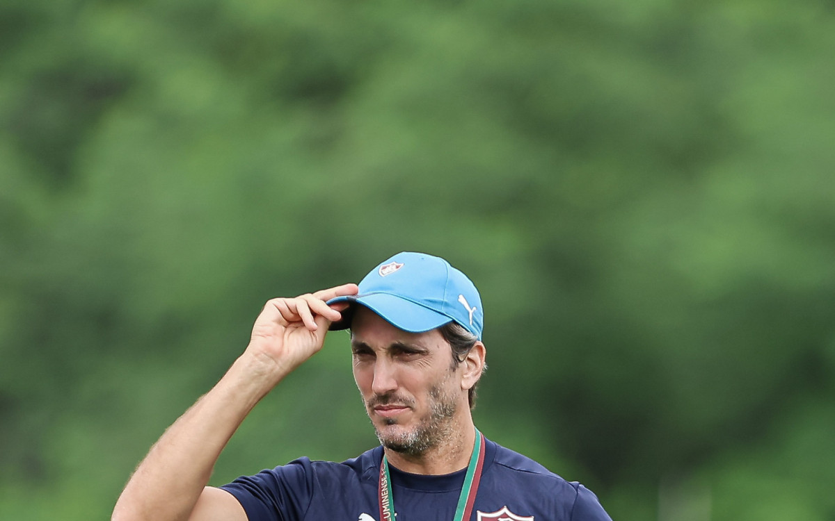 Com calend&aacute;rio cheio, Zubeld&iacute;a deve variar o time contra o Oper&aacute;rio