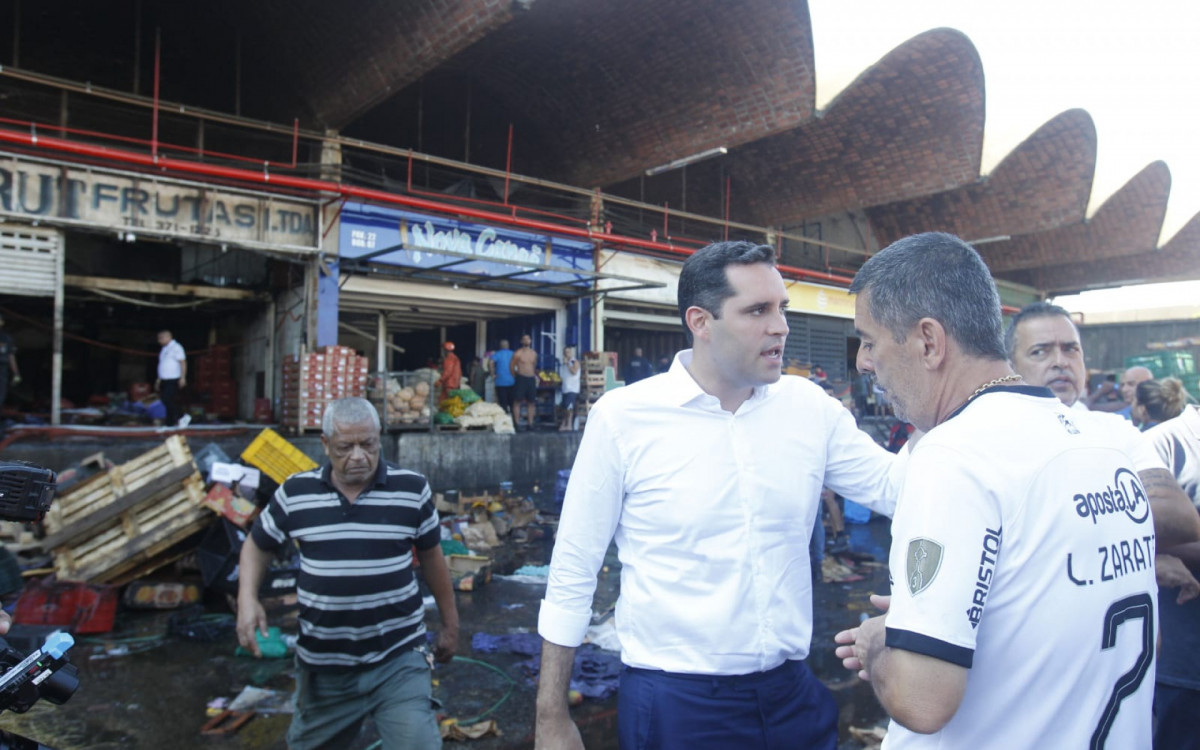 Prefeito Eduardo Cavaliere (PSD) afirmou que apoiar&aacute; comerciantes atingidos
