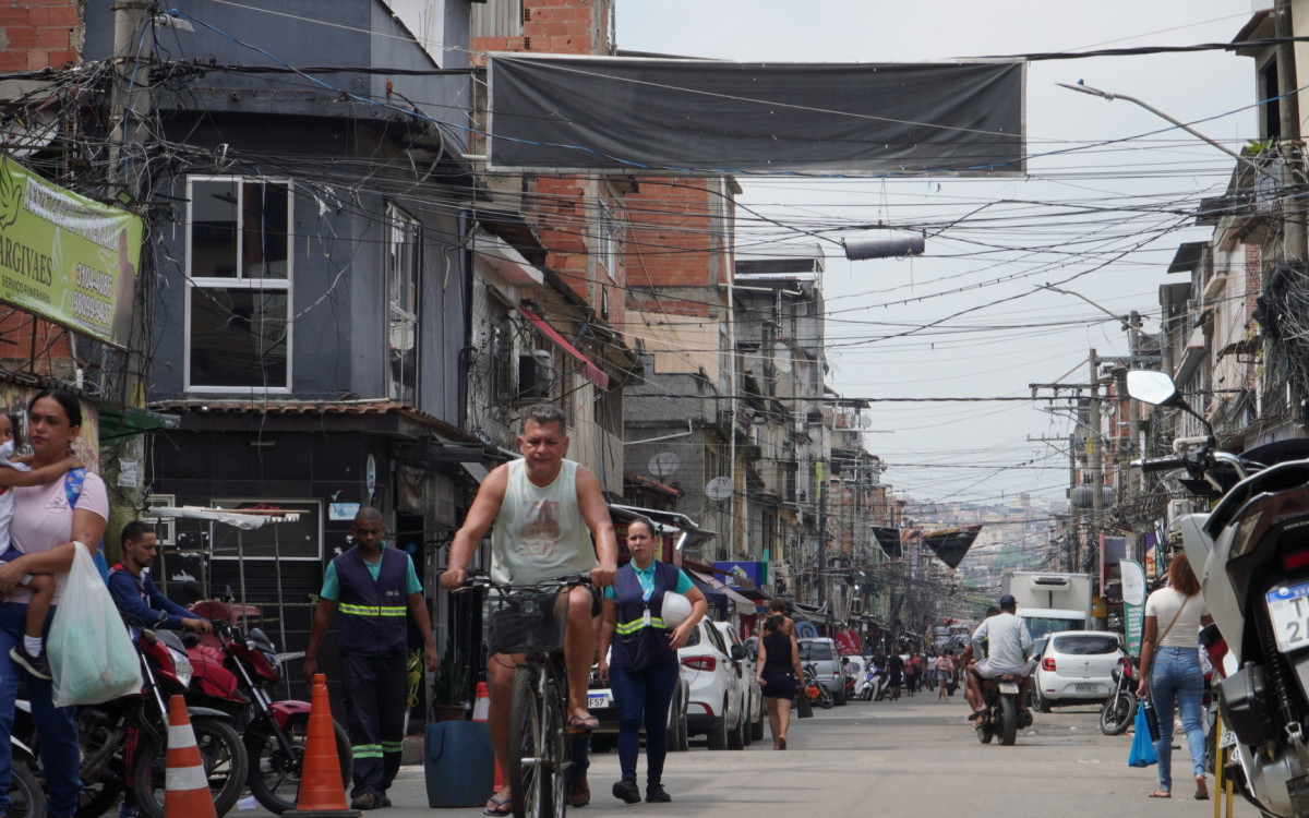 Obras na Mar&eacute;: estimativa de cerca de 200 mil pessoas com &aacute;gua regular at&eacute; o fim de 2027