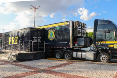 Carreta Cinema da PRF chega a Macaé com sessões gratuitas e foco na educação no trânsito