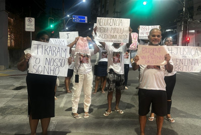 Família protesta contra clínica particular onde bebê morreu em Niterói: ‘Pedir justiça’