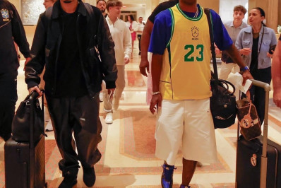 Vini Jr, Raphinha e outros jogadores se apresentam, e Seleção fica quase completa