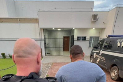 Operação contra facção prende quatro pessoas e bloqueia mais de R$ 10 milhões em bens em MT