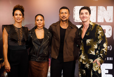 Elenco do filme 'Cinco Tipos de Medo' se reúne em pré-estreia