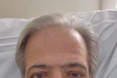 Ex-ator da Globo é internado no CTI após pneumonia, amigos pedem ajuda financeira