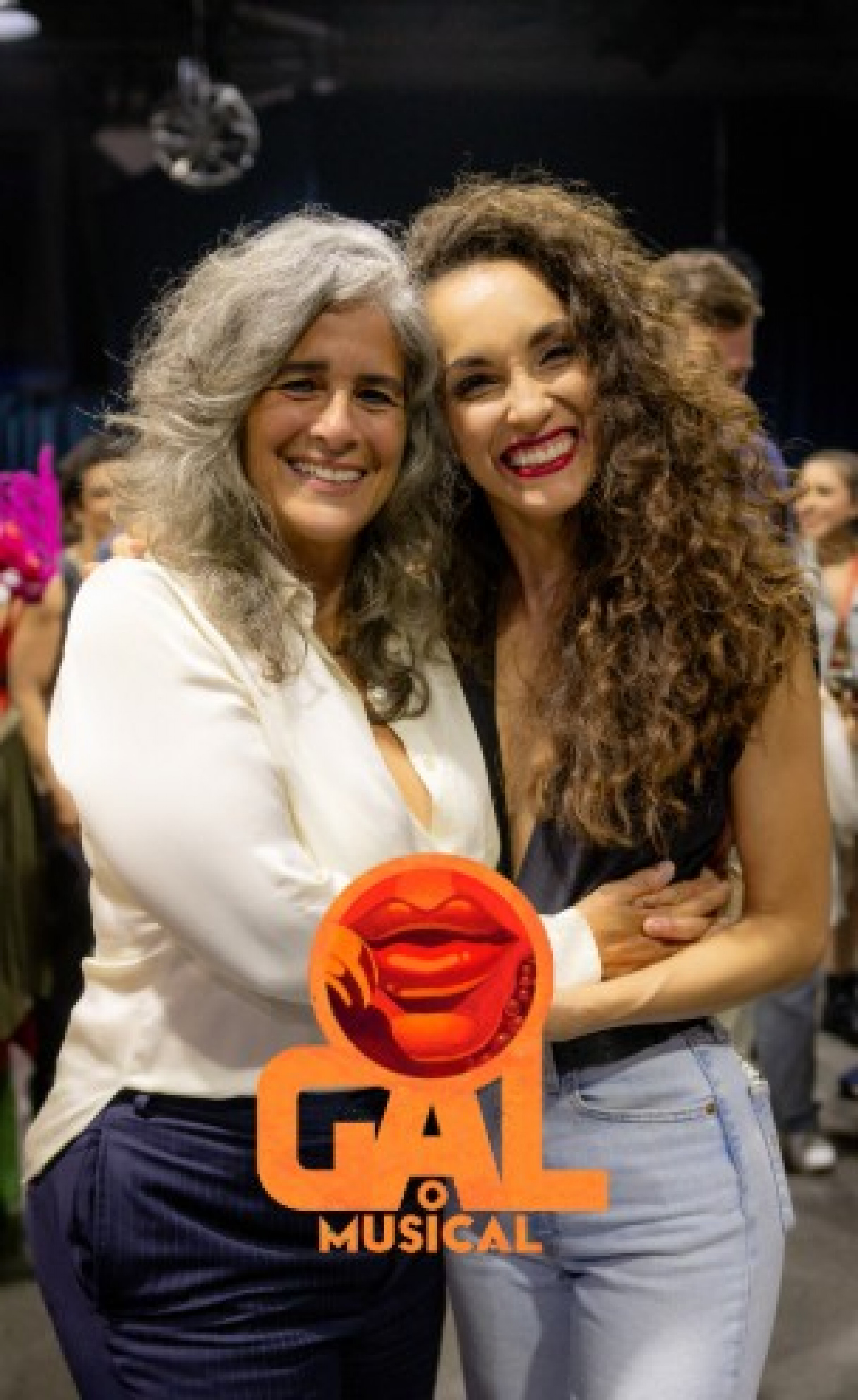 Bruna Pazinato interpreta Lúcia Veríssimo no espetáculo 'Gal, O Musical' - Reprodução de vídeo / Instagram