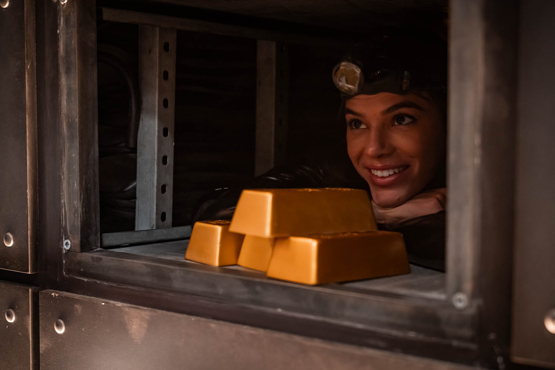 Bruna Marquezine estrela filme 'Velhos Bandidos' - Divulgação