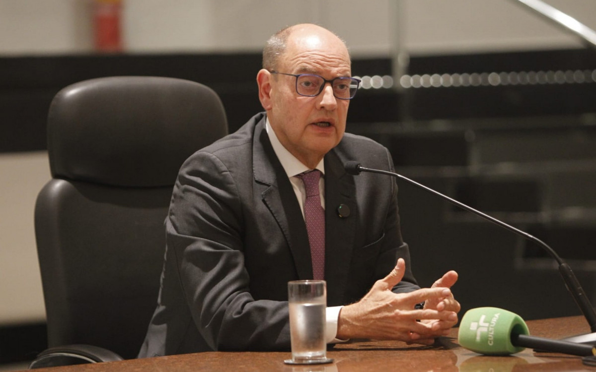 Desembargador Ricardo Couto, em sua primeira coletiva como governador temporário do Rio de Janeiro