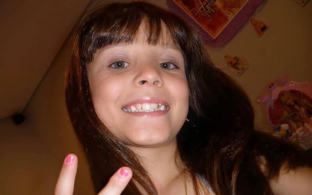 Larissa Manoela revive festa inspirada em Hannah Montana e faz paralelo com seus papéis na TV