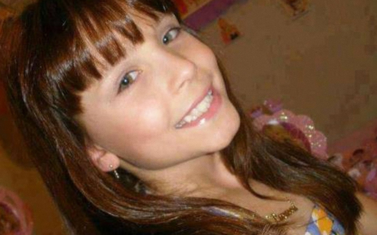 Larissa Manoela revive festa inspirada em Hannah Montana e faz paralelo com seus papéis na TV