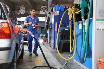 Senacon notifica 329 distribuidoras de combustíveis e cobra aumento de multas por abusos