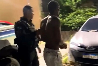 Homem é detido por ameaçar companheira com faca em Belford Roxo