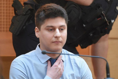 Promotoria francesa pede pena máxima para chileno que matou ex-namorada