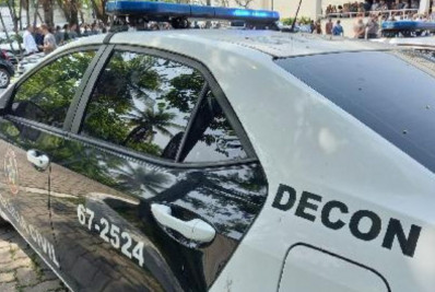 Dona de fábrica de salgados em Realengo é presa por usar produtos vencidos