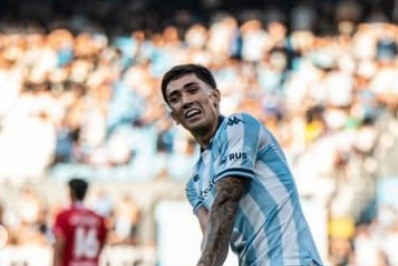 Vasco tem interesse em atacante do Racing para janela do meio do ano, diz site argentino