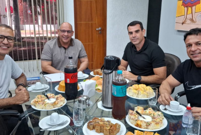 Encontro em Arraial debate turismo integrado em torno da lagoa de Araruama