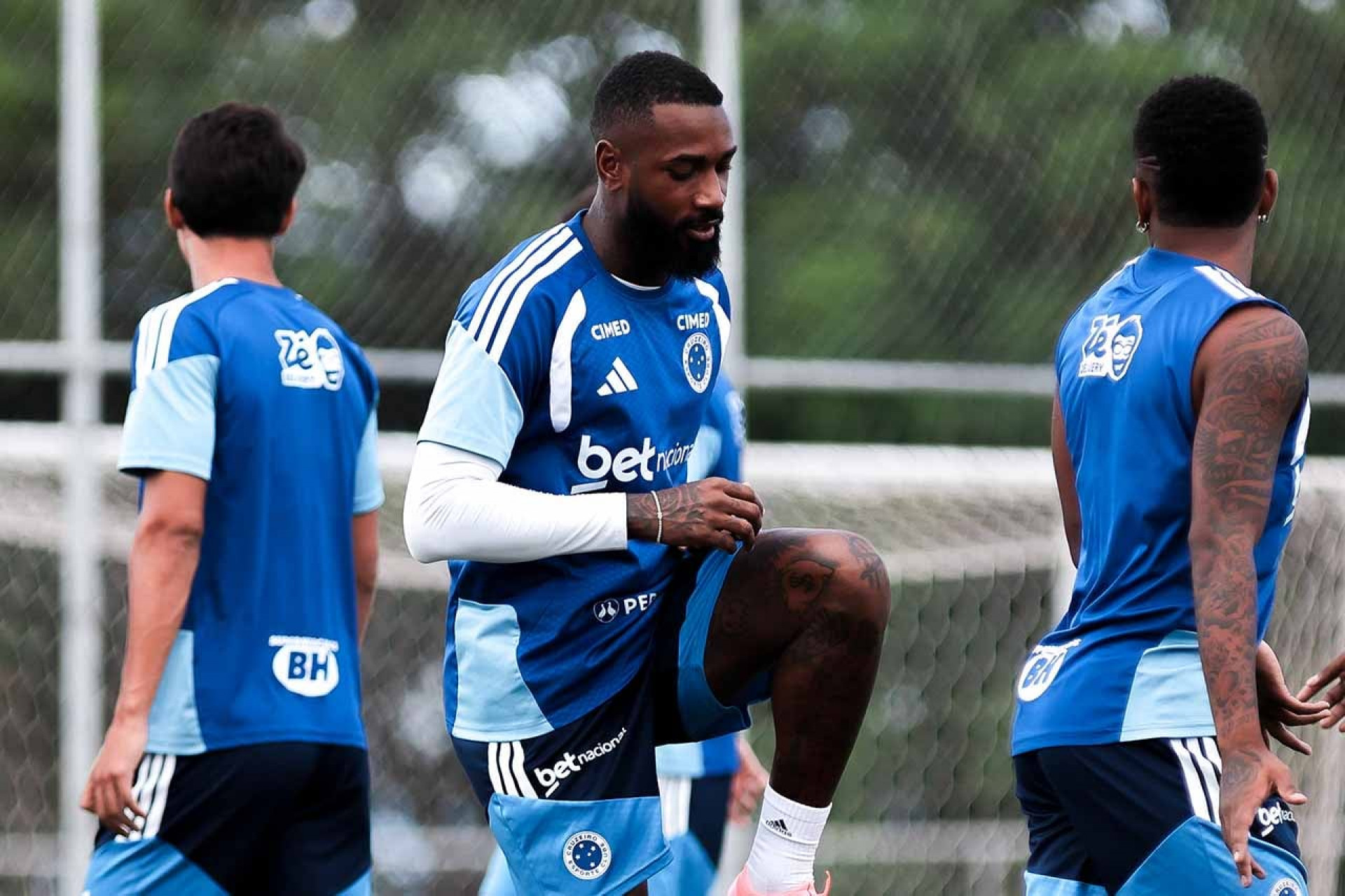Artur Jorge comanda primeiro treino no Cruzeiro