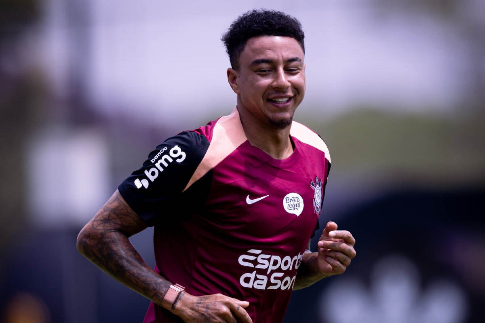 Lingard avan&ccedil;a na regulariza&ccedil;&atilde;o e se aproxima de estreia pelo Corinthians