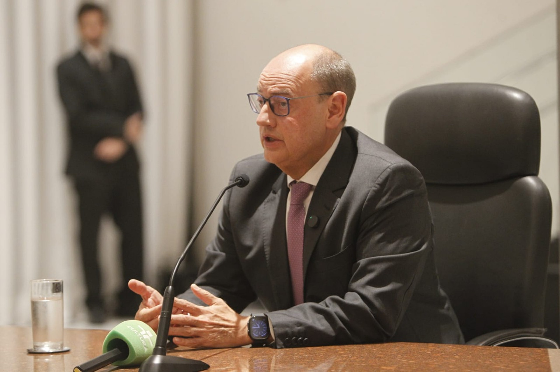 Desembargador Ricardo Couto, em sua primeira coletiva como governador temporário do Rio de Janeiro - Reginaldo Pimenta/Agência O Dia