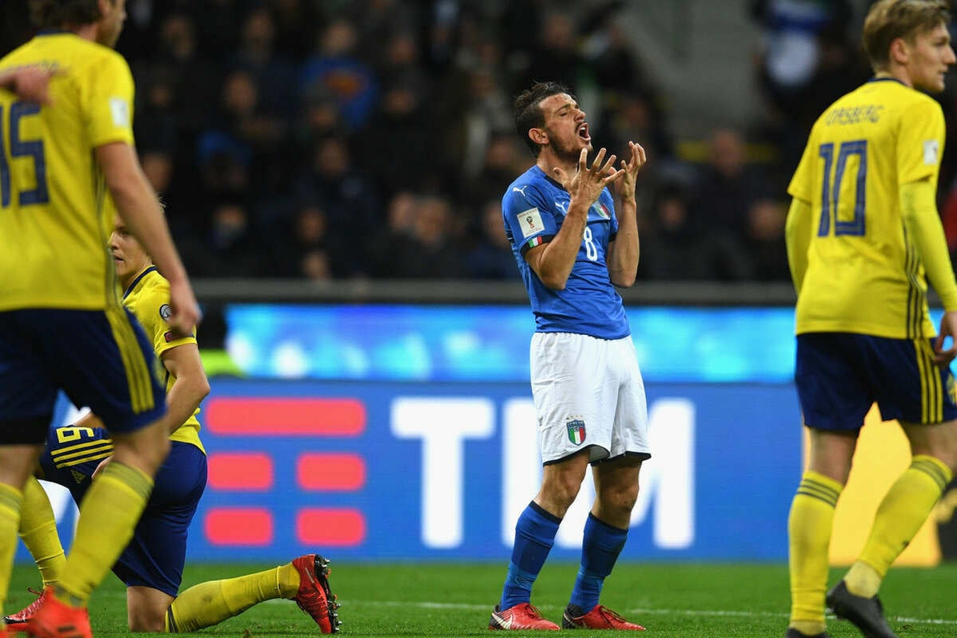 Calv&aacute;rio da Azzurra: It&aacute;lia quer espantar fantasmas e voltar &agrave; Copa do Mundo