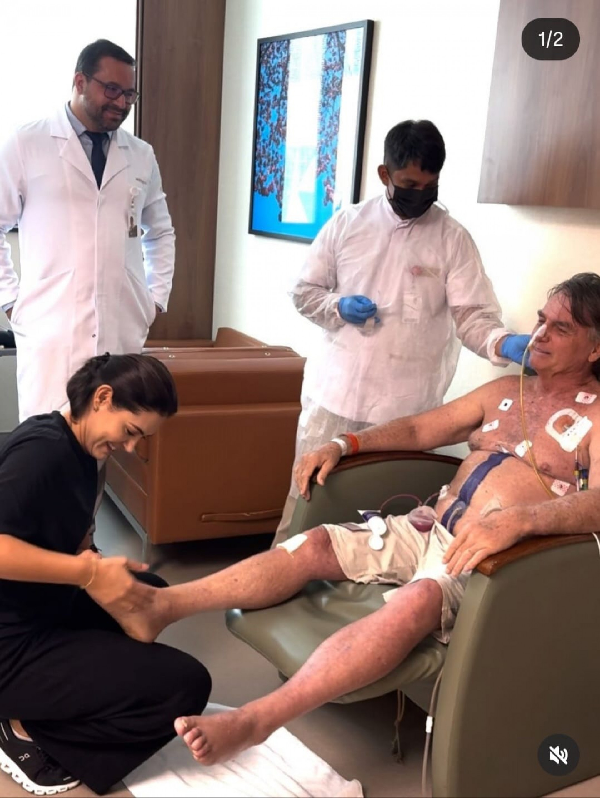 Michelle comemora domiciliar de Bolsonaro após se encontrar com Moraes