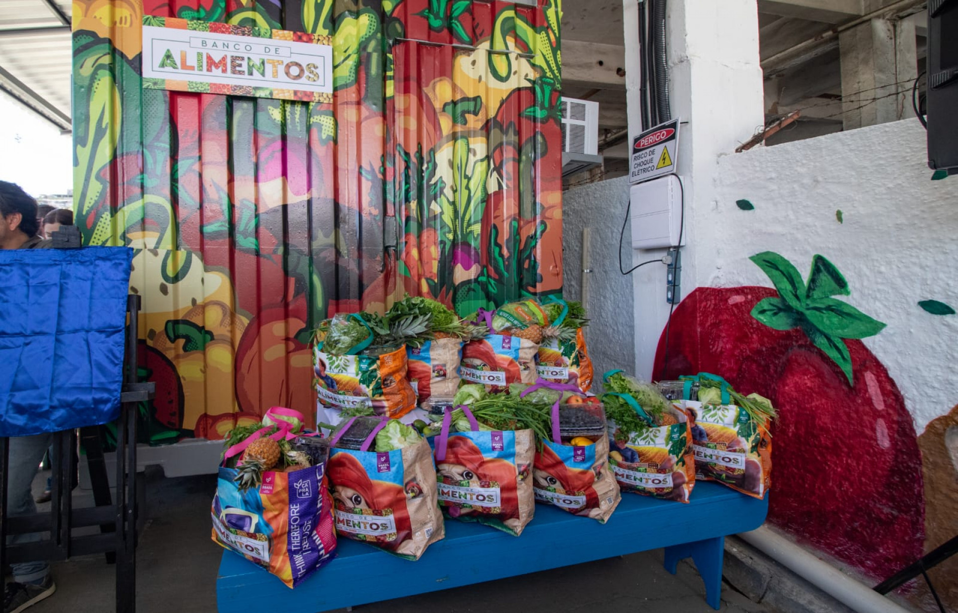 Banco de Alimentos tem capacidade para atender 350 famílias por mês - Érica Martin / Agência O Dia