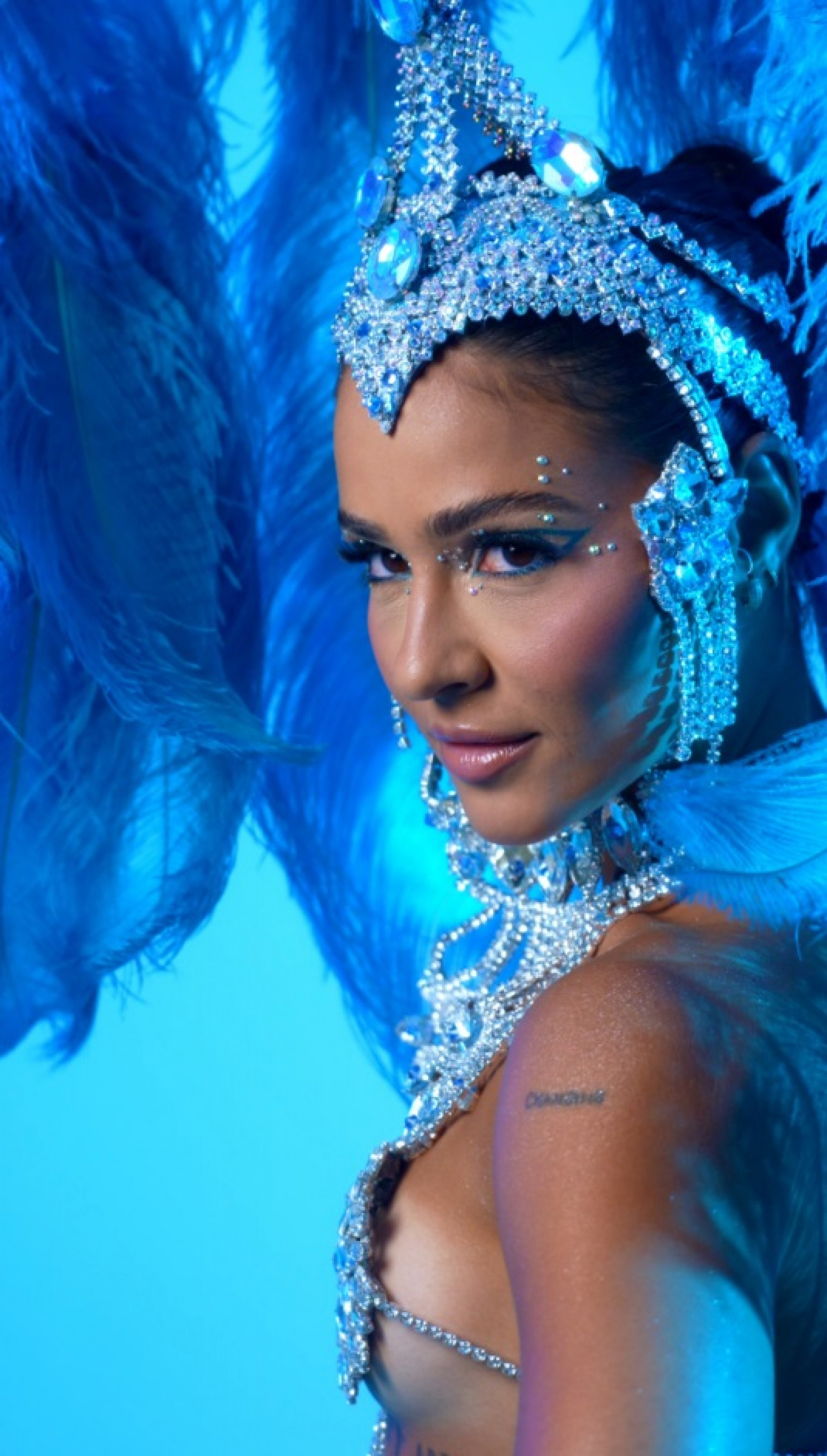 Giullia Buscaccio é anunciada como musa da Vila Isabel - Divulgação