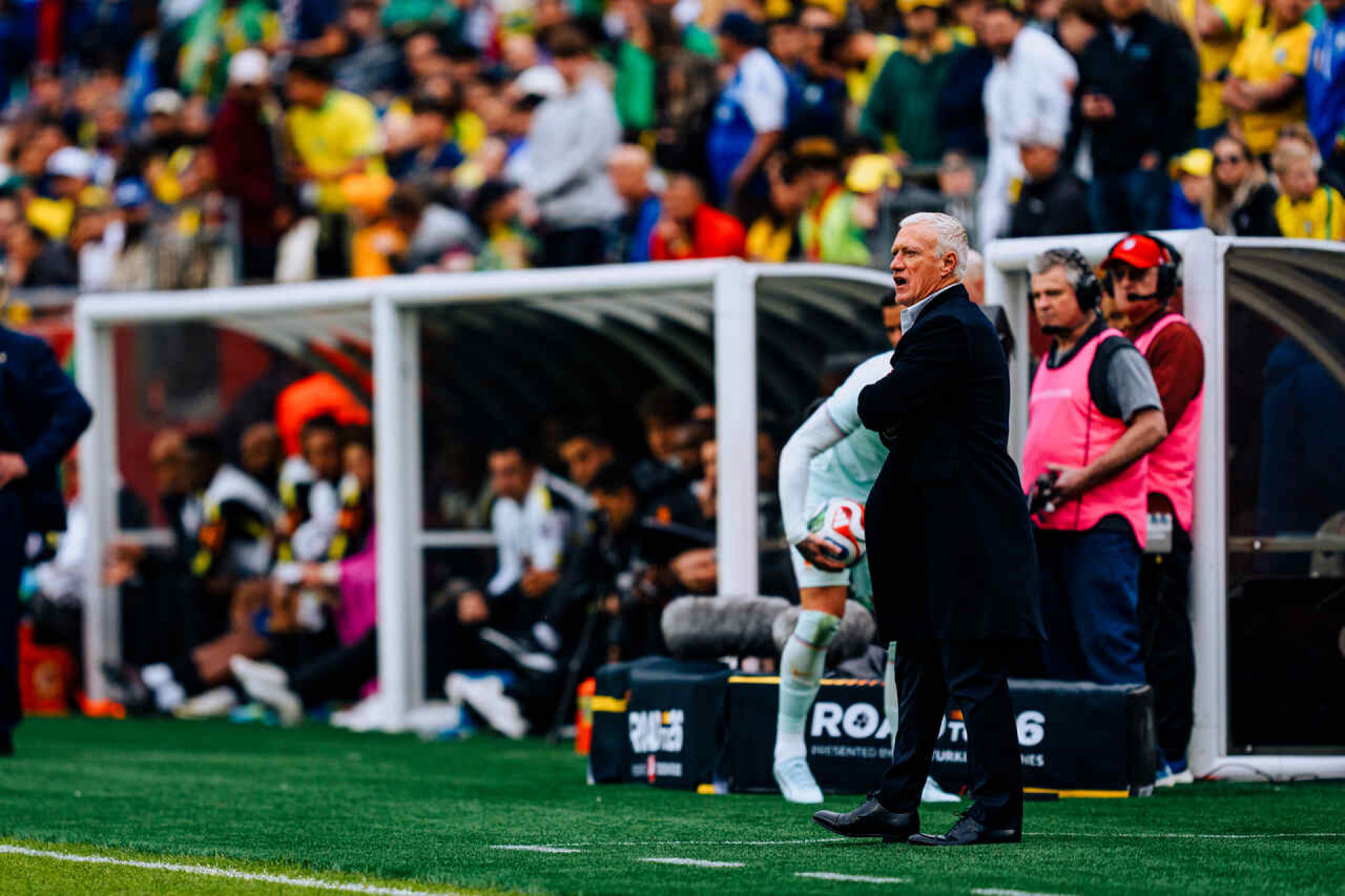 Deschamps elogia vit&oacute;ria da Fran&ccedil;a sobre o Brasil e critica pausas para hidrata&ccedil;&atilde;o