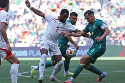 Bolívia vence Suriname de virada e enfrentará Iraque por vaga na Copa do Mundo