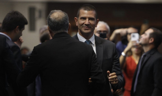 Douglas Ruas é eleito presidente da Alerj