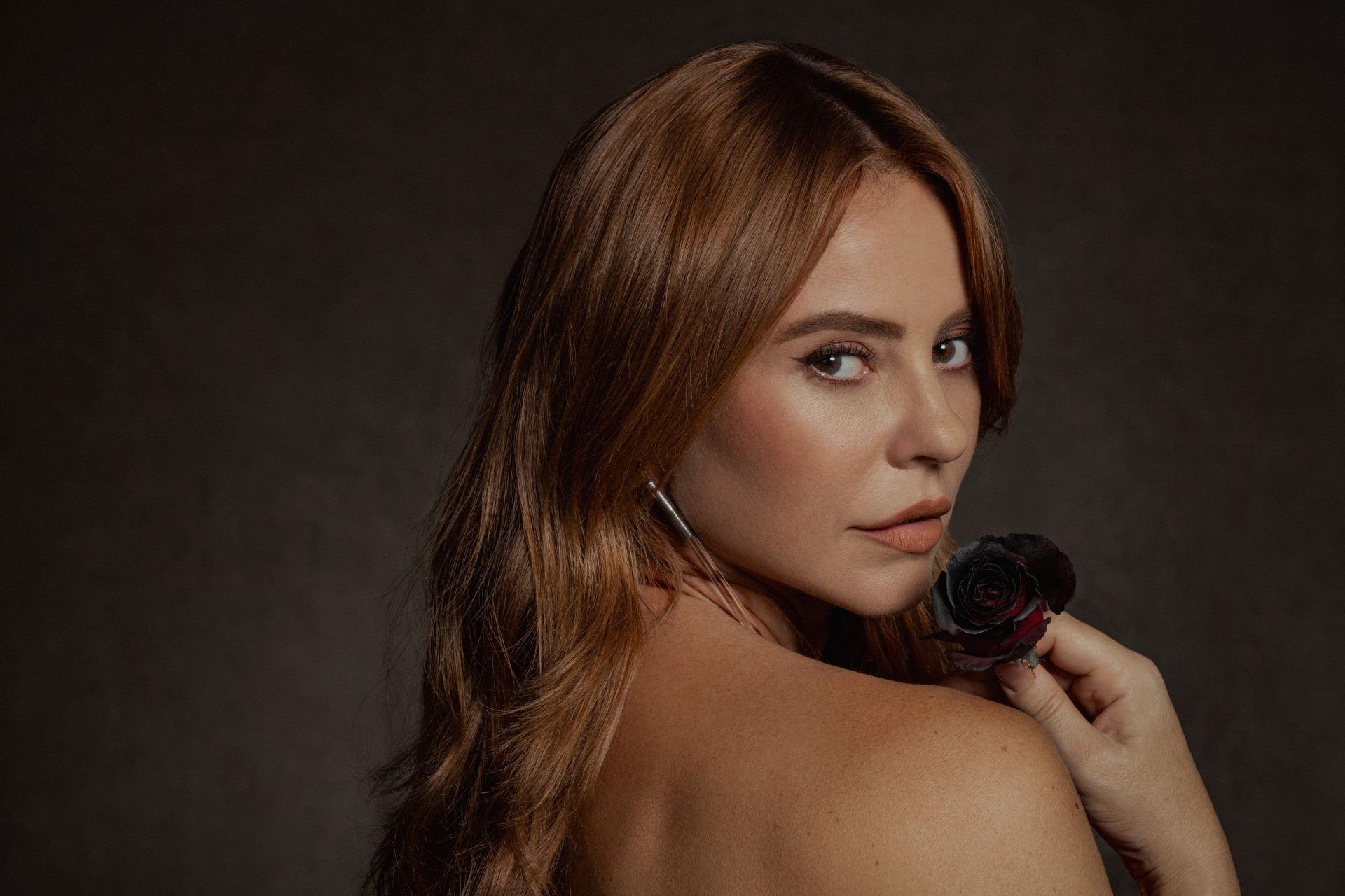 Paolla Oliveira interpreta Laura no filme 'A Estranha na Cama', da Netflix - Marcos Serra Lima / Netflix