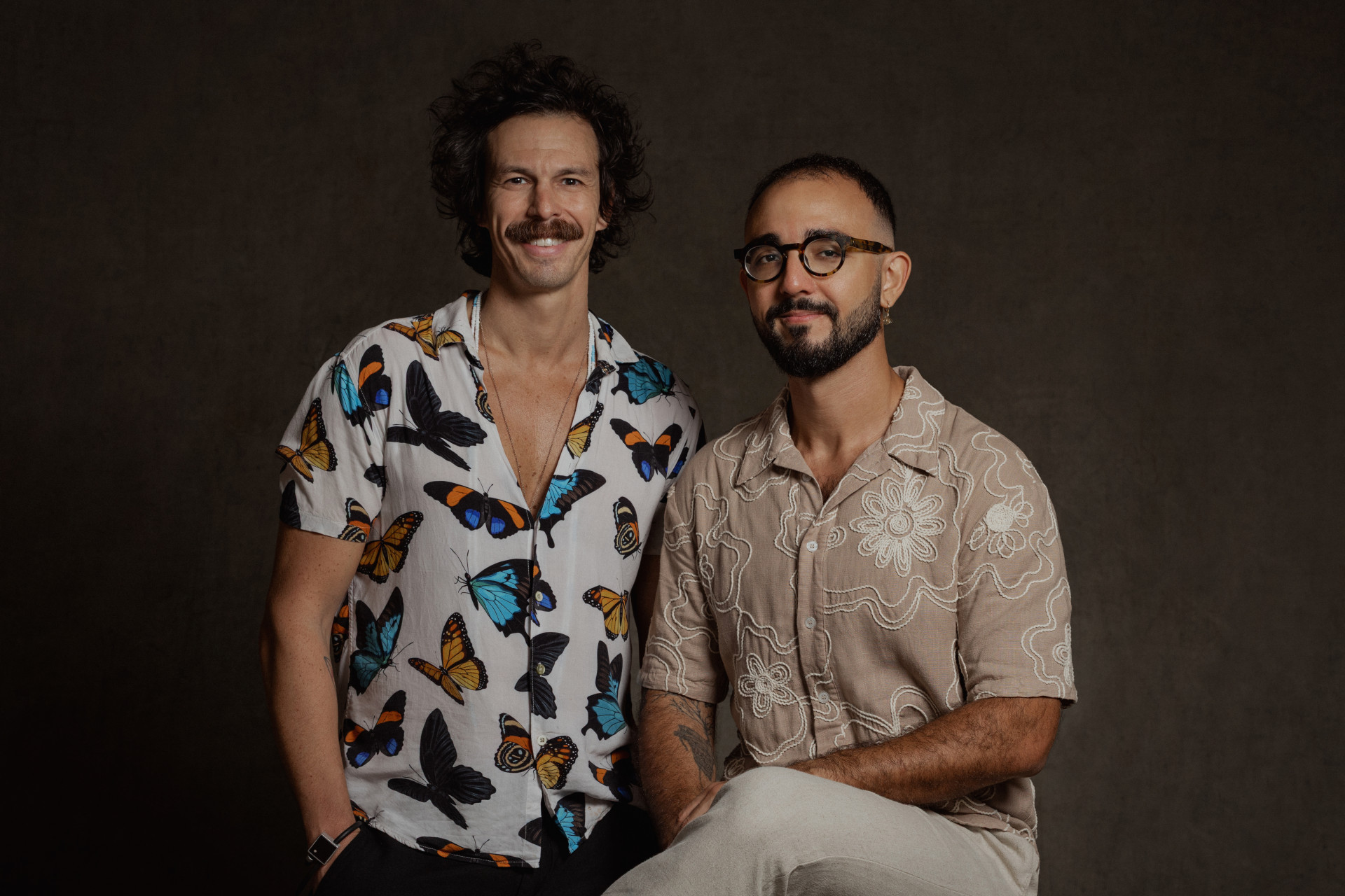 Emir Filho e Raphael Montes - Marcos Serra Lima / Netflix