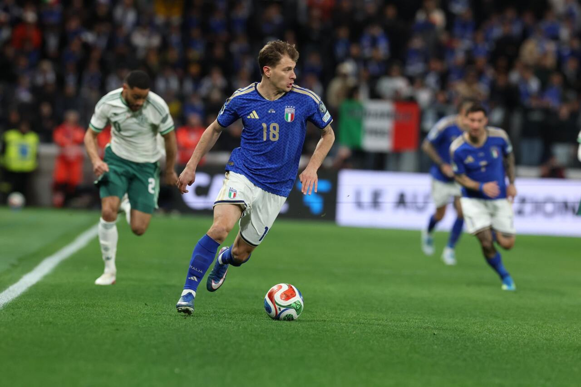 It&aacute;lia vence Irlanda do Norte e avan&ccedil;a na repescagem europeia rumo &agrave; Copa