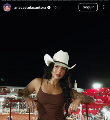 Cantora Ana Castela se diverte com os amigos em rodeio
