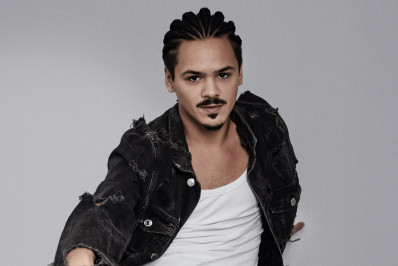 Lucas Righi fala sobre estreia em novela das 21h e repercussão nas redes: 'Me divirto'