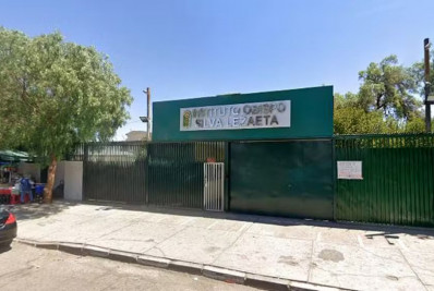 Estudante deixa funcionária morta e 4 feridos em escola no Chile