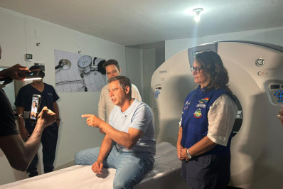 Dr Serginho inaugura tomógrafo de alta tecnologia na rede de Saúde em Cabo Frio