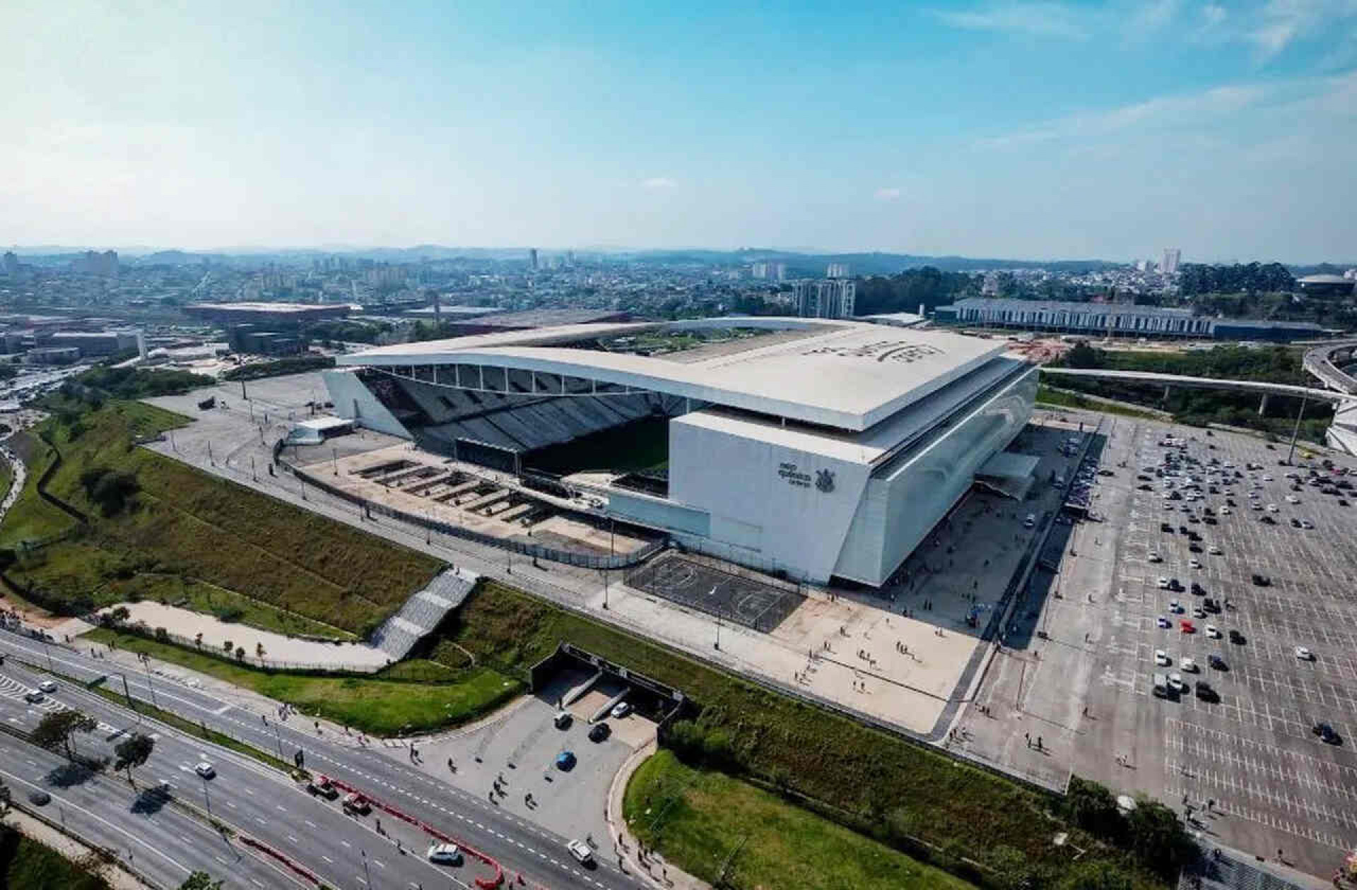 Corinthians inicia processo e pede alvar&aacute; para ampliar a Neo Qu&iacute;mica Arena