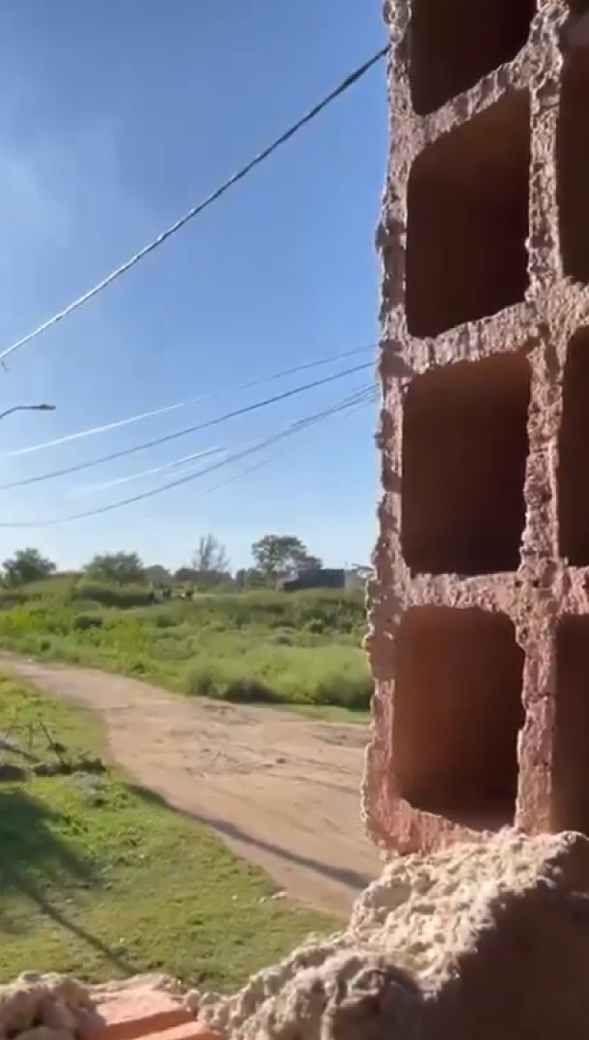Duas pessoas são baleadas em operação da PM no Complexo do Salgueiro, em São Gonçalo