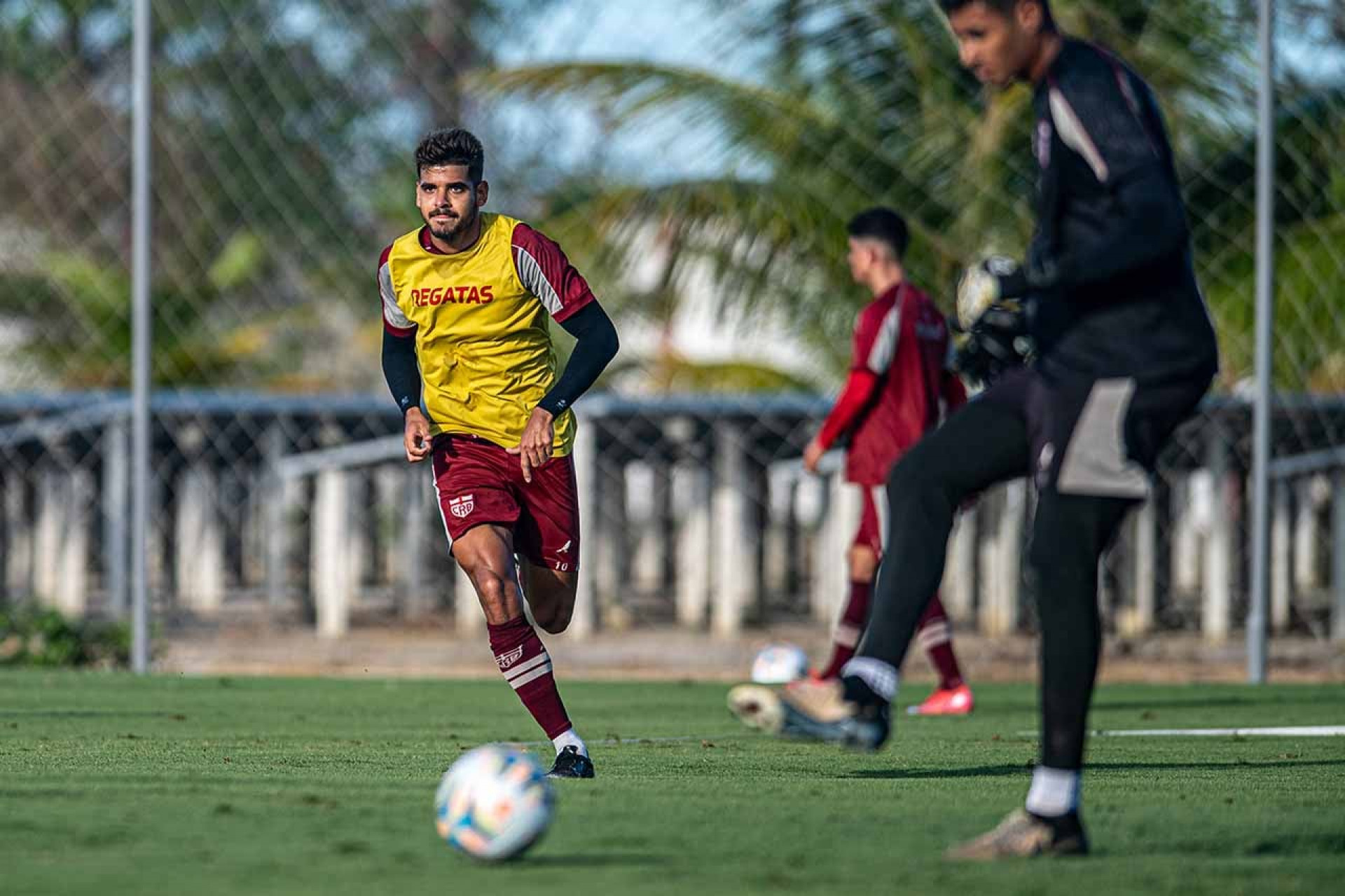 CRB x Vit&oacute;ria: onde assistir, escala&ccedil;&otilde;es e arbitragem