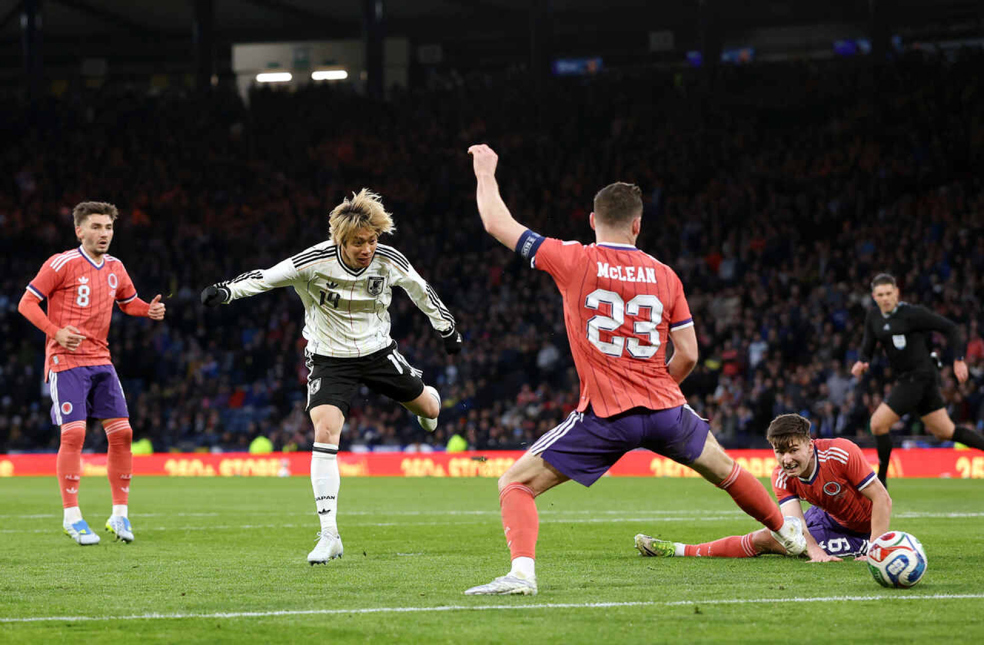 Rival do Brasil na Copa, Esc&oacute;cia perde para o Jap&atilde;o em Glasgow