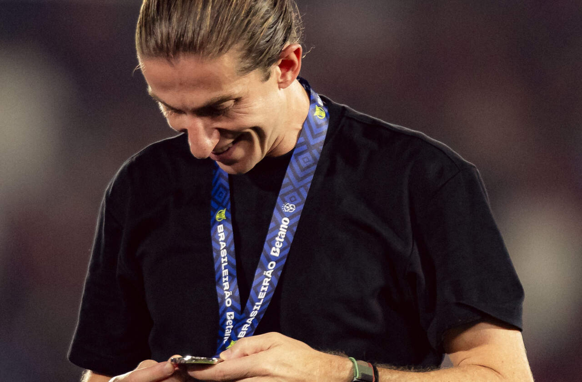 “Orgulhoso de todo o ciclo”, afirma Filipe Lu&iacute;s sobre sa&iacute;da do Flamengo