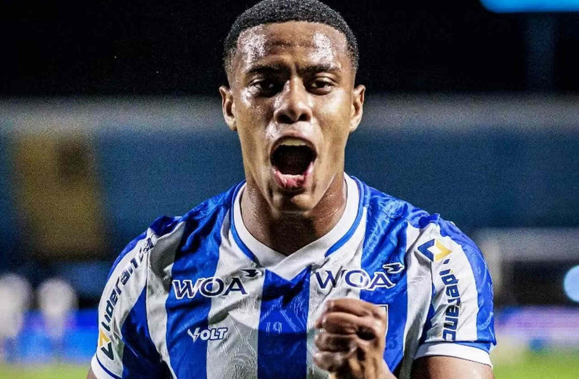 Fora dos planos, dupla aguarda defini&ccedil;&atilde;o no Vasco enquanto treina separado