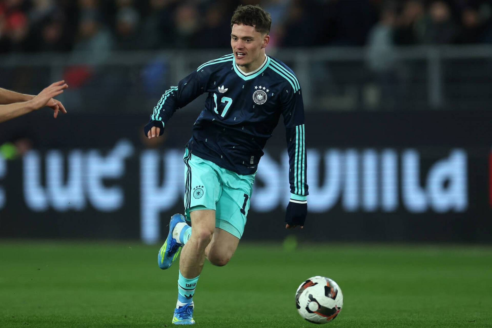 Com show de Wirtz, Alemanha vence a Su&iacute;&ccedil;a na Basileia