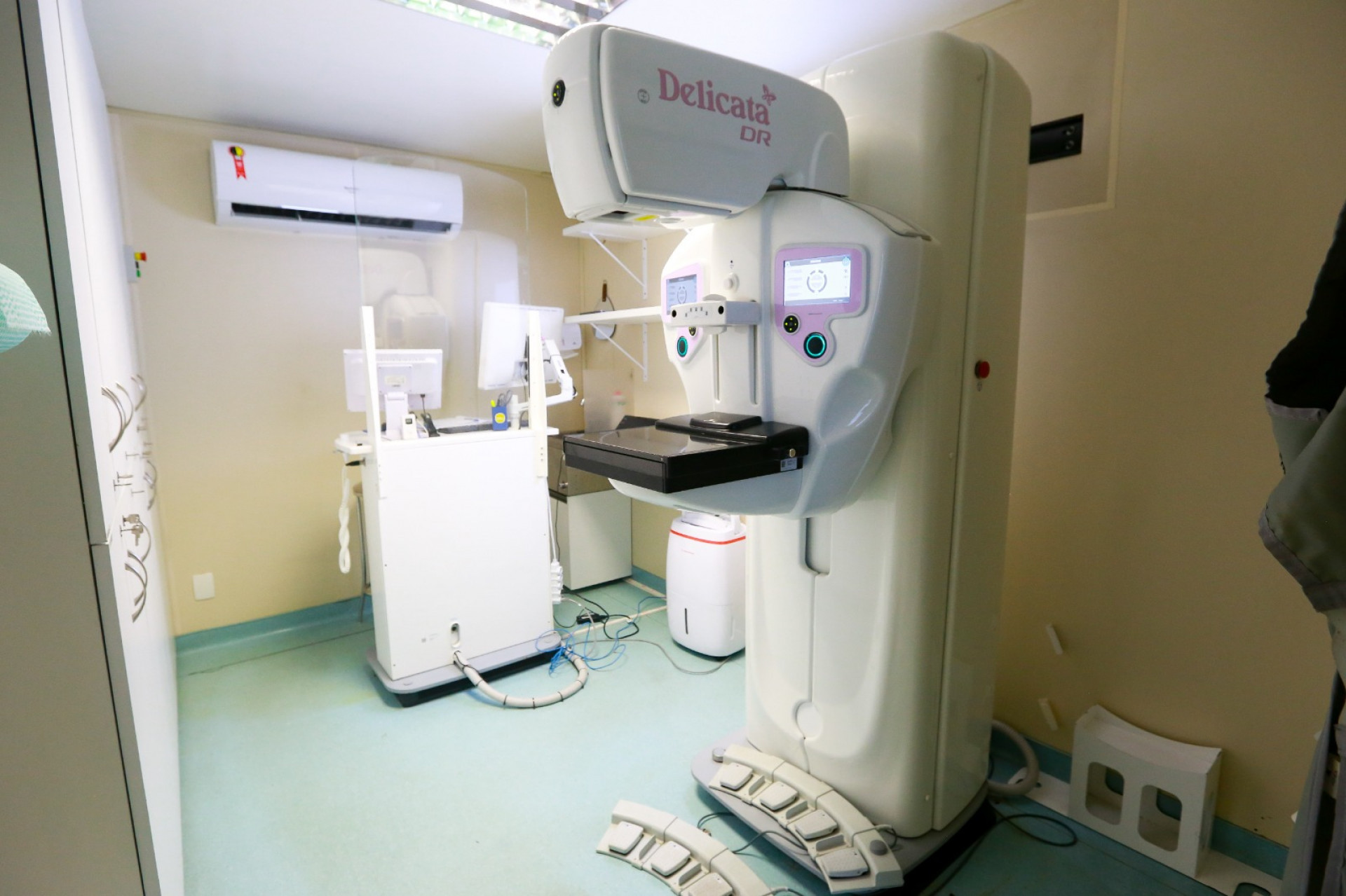 Mamografias estão sendo feitas, mediante agendamento, até junho - Divulgação