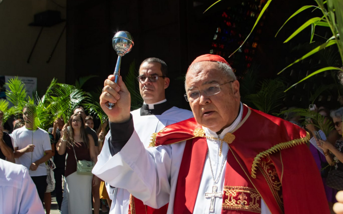 Dom Orani celebra Domingo de Ramos na Catedral