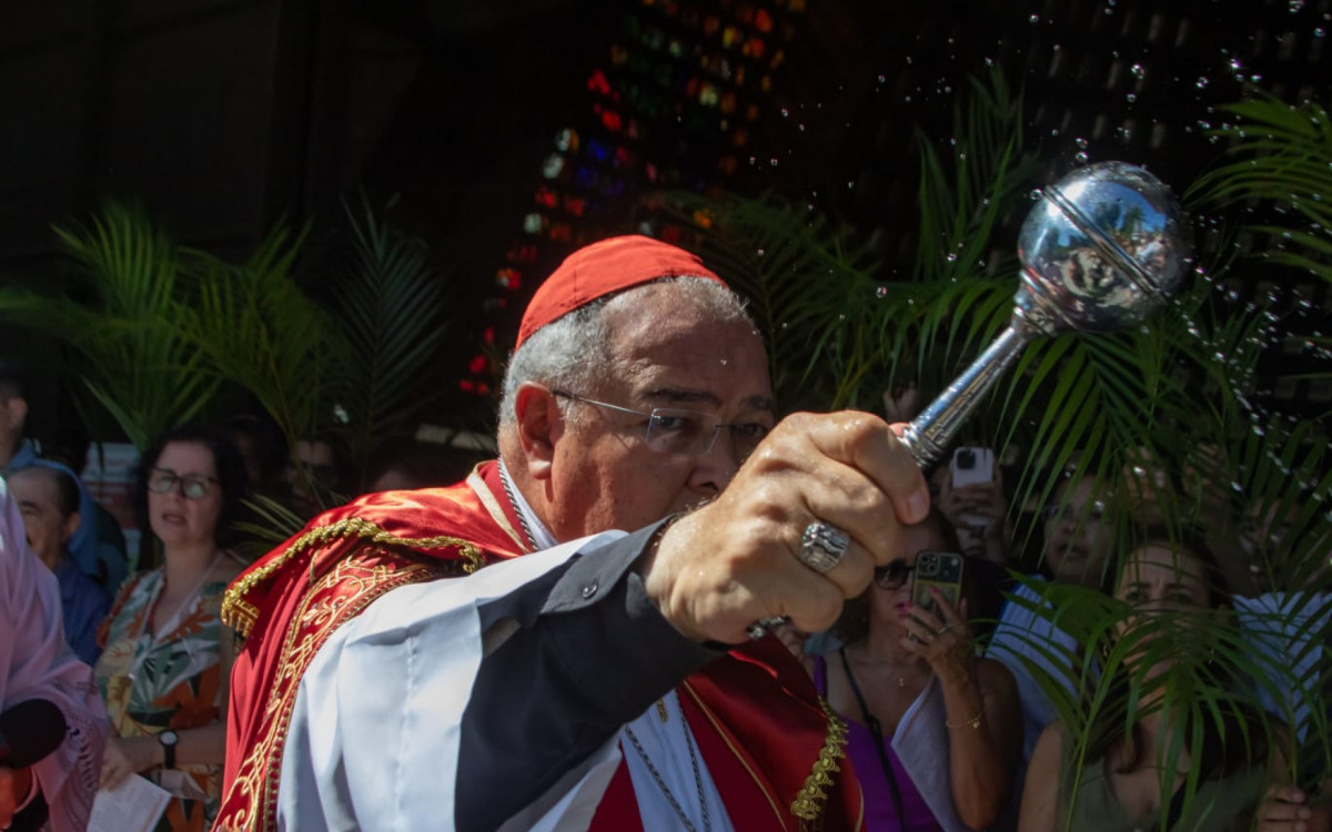 Dom Orani celebra Domingo de Ramos na Catedral