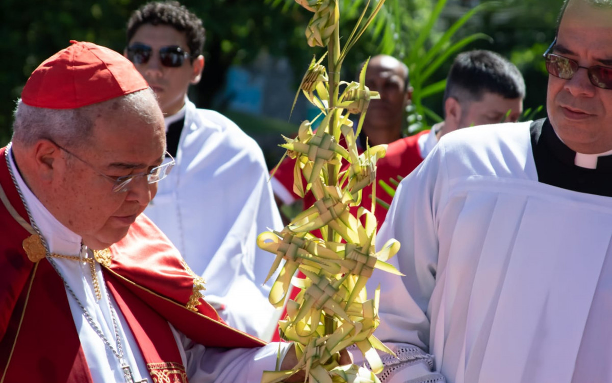 Dom Orani celebra Domingo de Ramos na Catedral